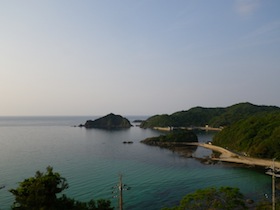 美保神社付近の海岸