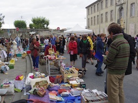 フランスの蚤の市