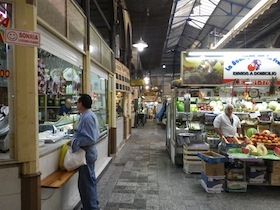 食品市場の内部