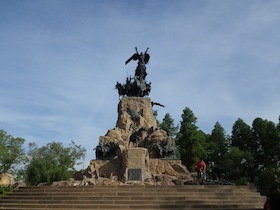 Cerro de la Gloriaのモニュメント