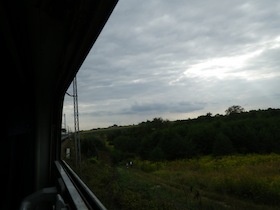 車窓から見える田園風景